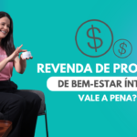 revenda de produtos de bem-estar intimo - consultora mostrando o produto
